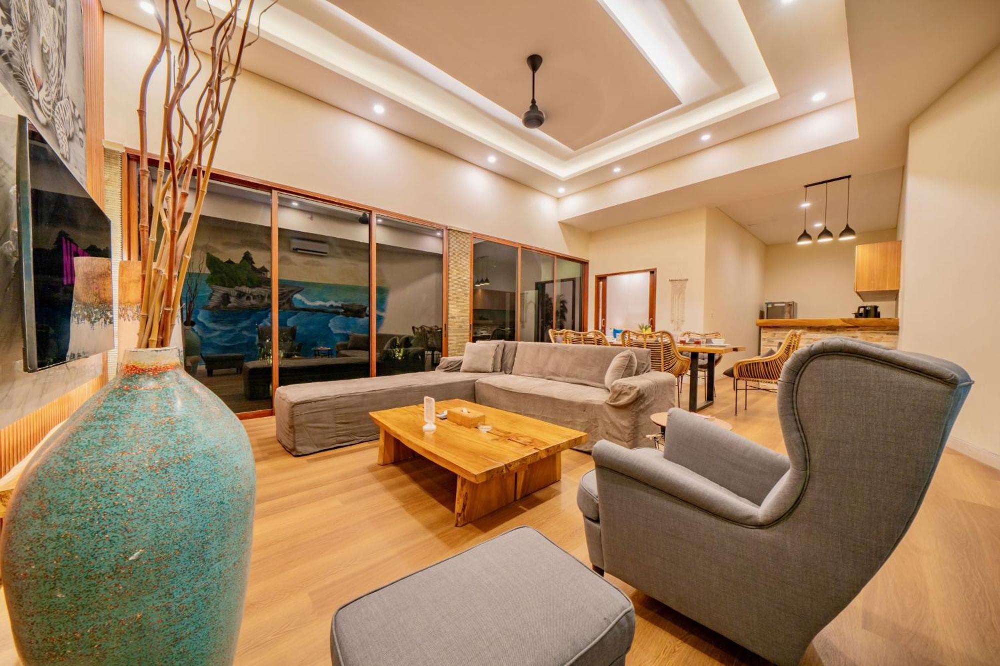 Villa Paradise *