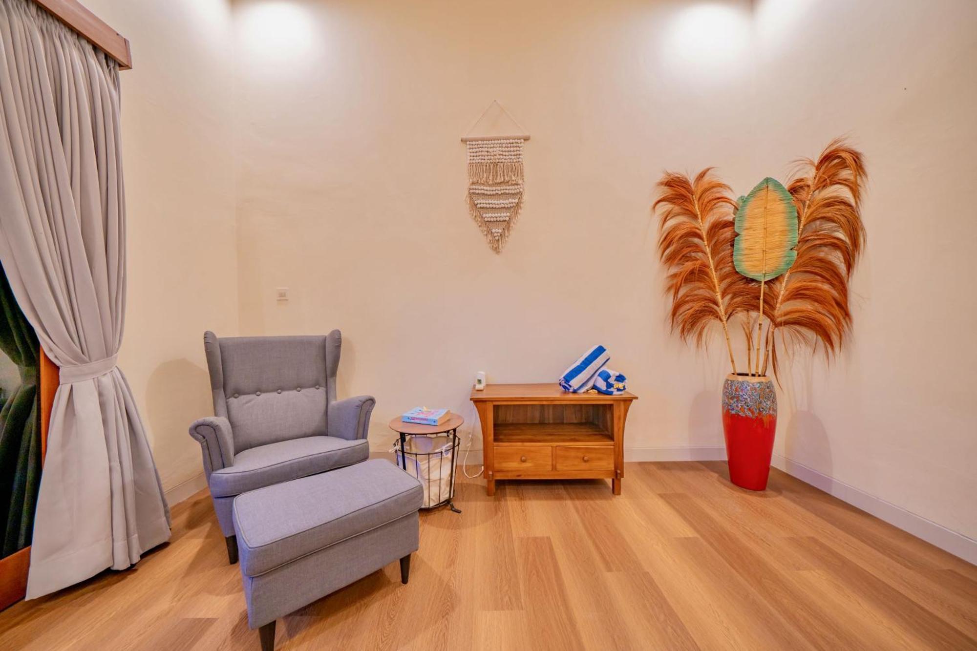 Paradise Villa *