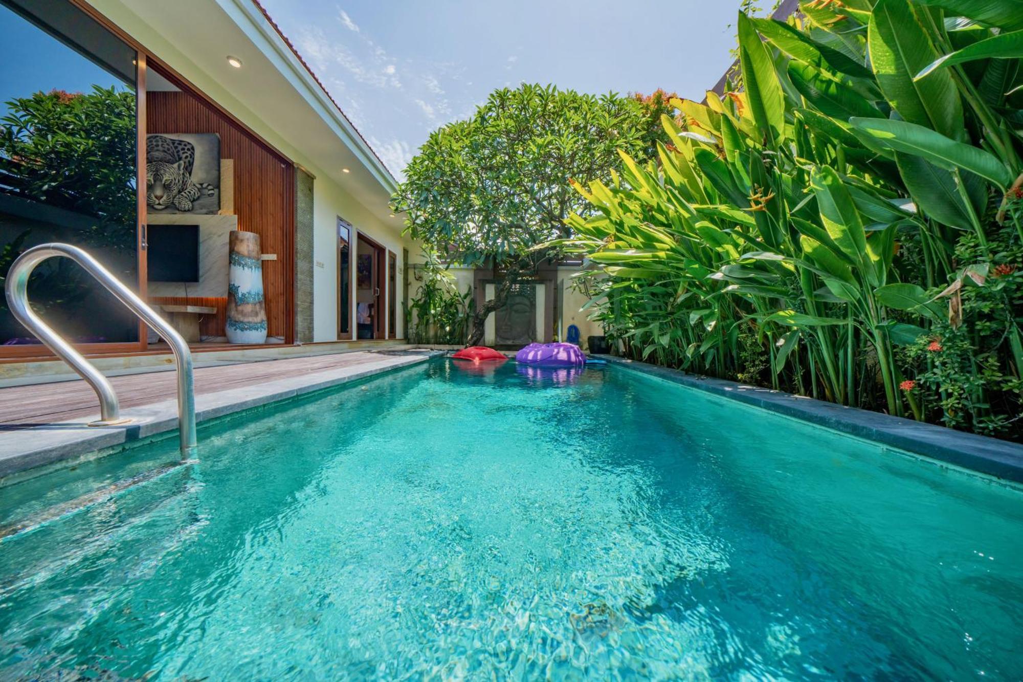 Villa Paradise *